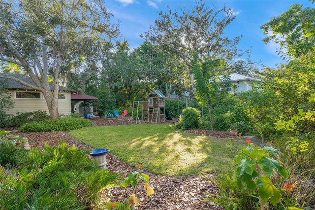 2445 ALAMEDA AVENUE, Sarasota, FL 34234