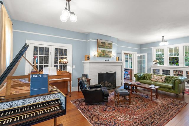 2445 ALAMEDA AVENUE, Sarasota, FL 34234