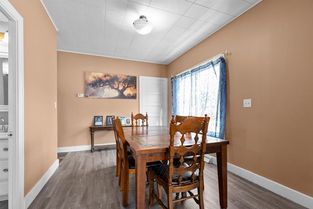 242 W 14TH AVENUE, Oshkosh, WI 54902