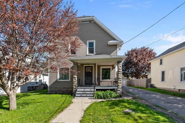 242 W 14TH AVENUE, Oshkosh, WI 54902