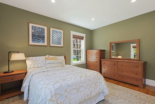 24 Maskwonicut St, Sharon, MA 02067