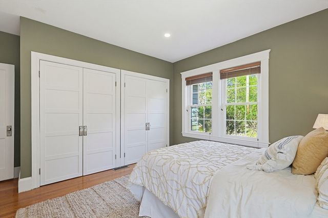 24 Maskwonicut St, Sharon, MA 02067