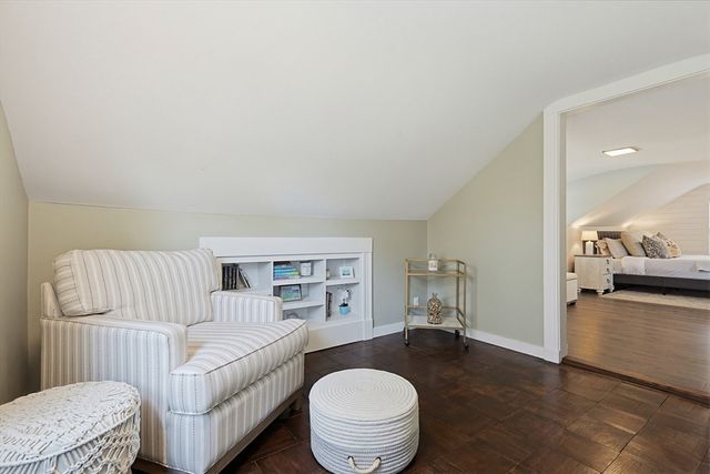 24 Maskwonicut St, Sharon, MA 02067