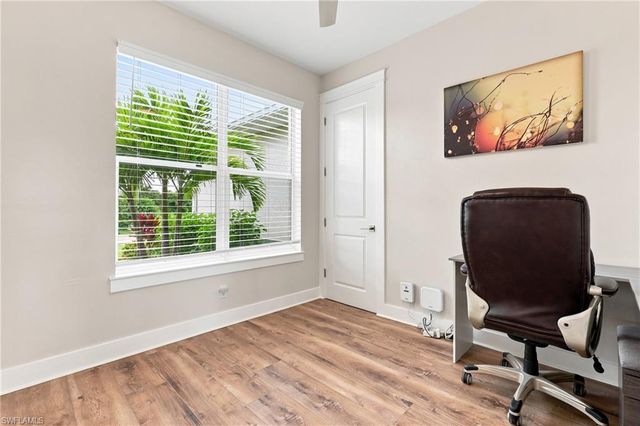 1815 NW 28th PL, Cape Coral, FL 33993