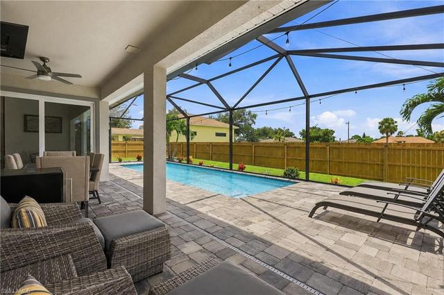 1815 NW 28th PL, Cape Coral, FL 33993