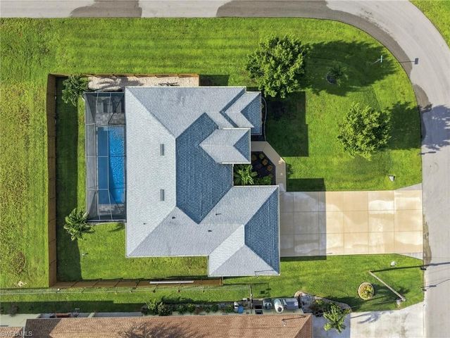 1815 NW 28th PL, Cape Coral, FL 33993