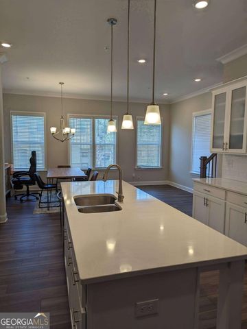 201 Spike Trail, Smyrna, GA 30080