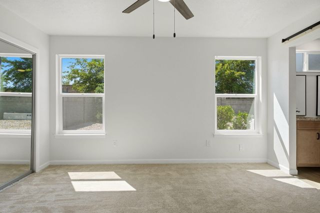 12108 Woodland Avenue NE, Albuquerque, NM 87112