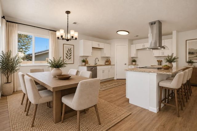 12108 Woodland Avenue NE, Albuquerque, NM 87112