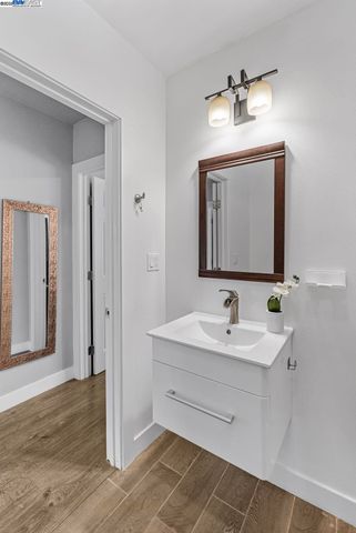 25910 Westview Way, Hayward, CA 94542