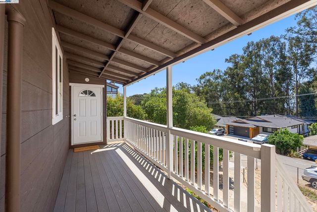 25910 Westview Way, Hayward, CA 94542