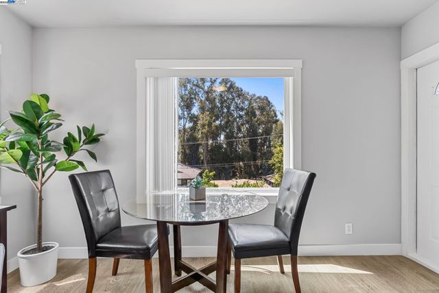 25910 Westview Way, Hayward, CA 94542