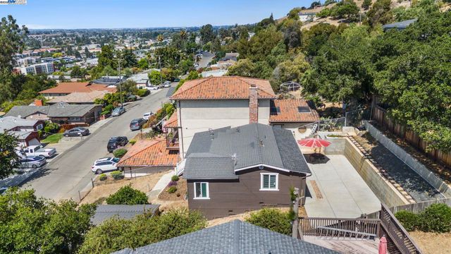 25910 Westview Way, Hayward, CA 94542