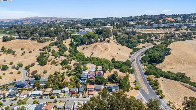 25910 Westview Way, Hayward, CA 94542