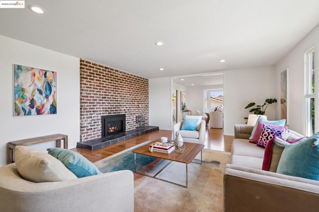 7140 Mound St, El Cerrito, CA 94530