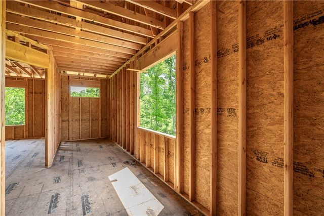 802 NE Carmelia Lane, Bentonville, AR 72712