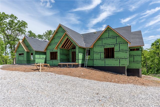 802 NE Carmelia Lane, Bentonville, AR 72712