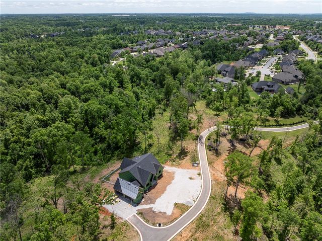 802 NE Carmelia Lane, Bentonville, AR 72712