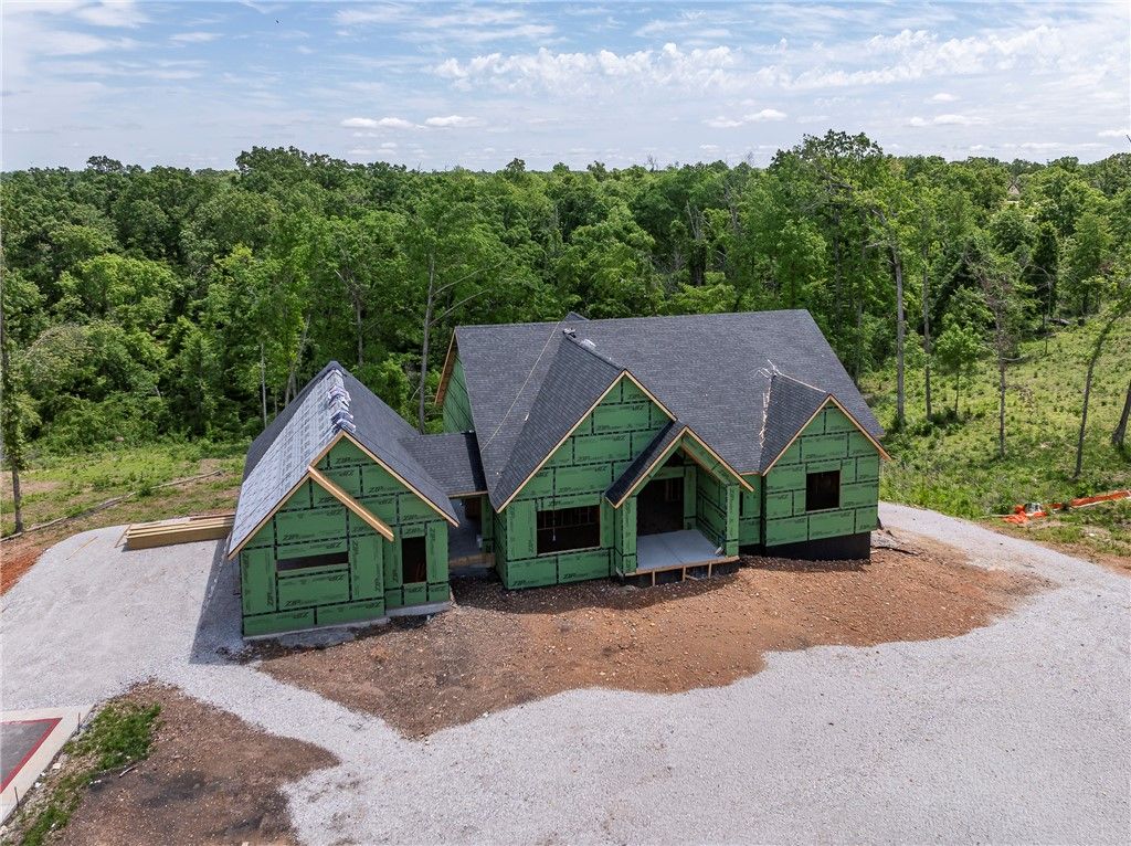 802 NE Carmelia Lane, Bentonville, AR 72712