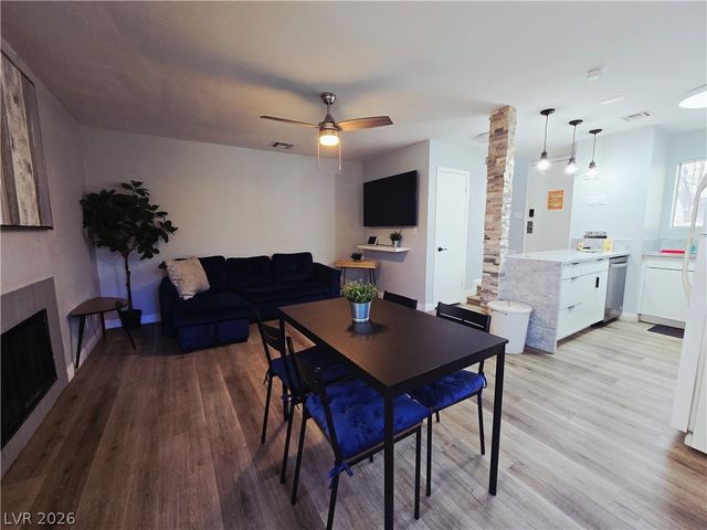 5045 Spencer Street B, Las Vegas, NV 89119