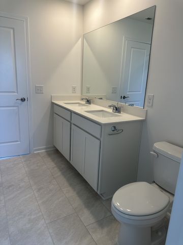 3251 Barrel Oak Pass, Columbia, TN 38401