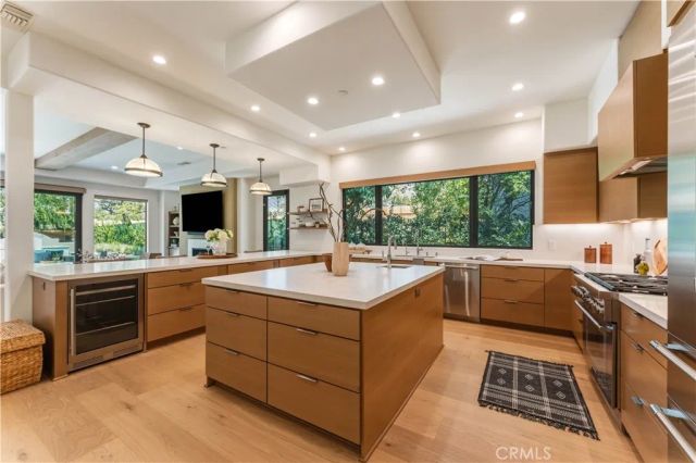 2927 Santa Rosa Avenue, Altadena, CA 91001