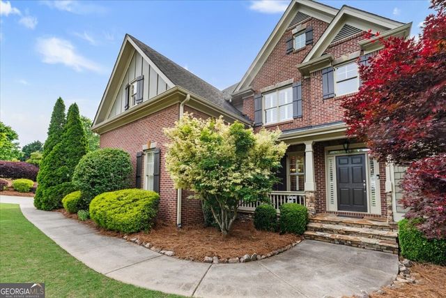 525 Big Bend Trail, Sugar Hill, GA 30518