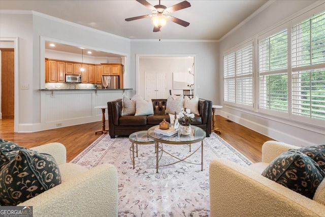 525 Big Bend Trail, Sugar Hill, GA 30518