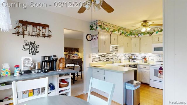 525 Parke Ct., Grand Blanc, MI 48439