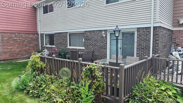 525 Parke Ct., Grand Blanc, MI 48439