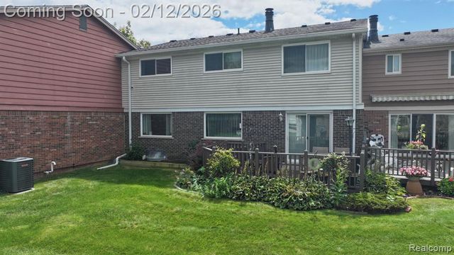 525 Parke Ct., Grand Blanc, MI 48439