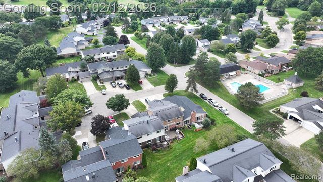 525 Parke Ct., Grand Blanc, MI 48439