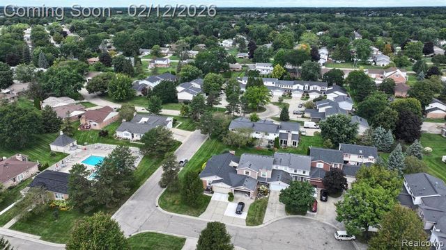 525 Parke Ct., Grand Blanc, MI 48439