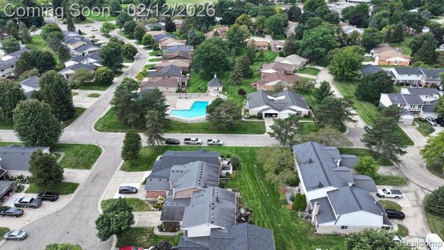 525 Parke Ct., Grand Blanc, MI 48439