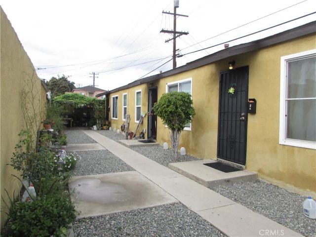 5115 Loma Vista, Maywood, CA 90270