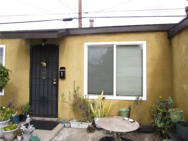 5115 Loma Vista, Maywood, CA 90270