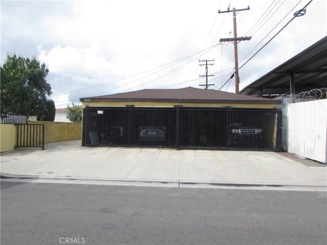 5115 Loma Vista, Maywood, CA 90270