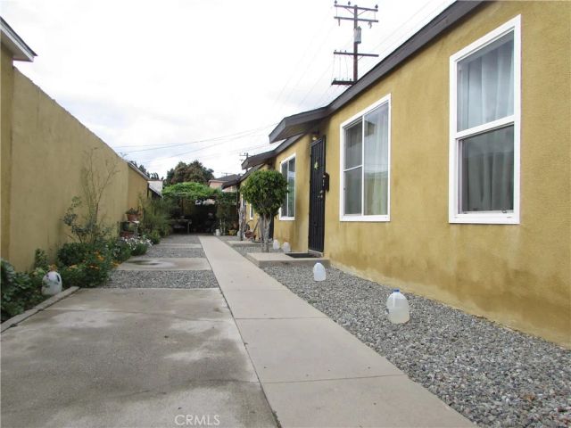 5115 Loma Vista, Maywood, CA 90270