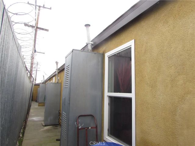 5115 Loma Vista, Maywood, CA 90270