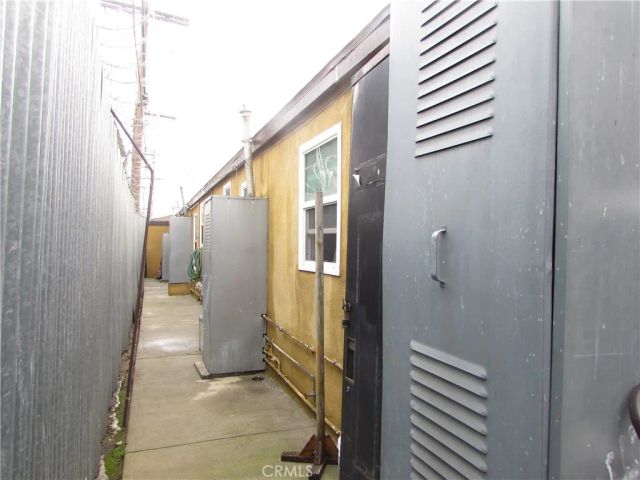 5115 Loma Vista, Maywood, CA 90270