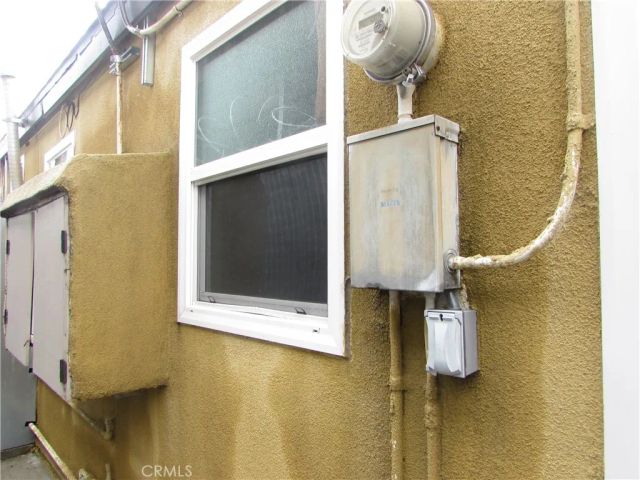 5115 Loma Vista, Maywood, CA 90270