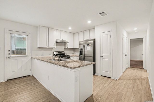 13951 BULL CV, San Antonio, TX 78252