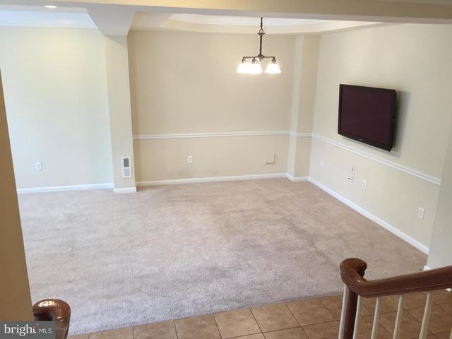 19508 FRONT ST, Leesburg, VA 20176