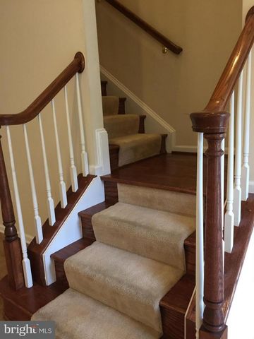 19508 FRONT ST, Leesburg, VA 20176