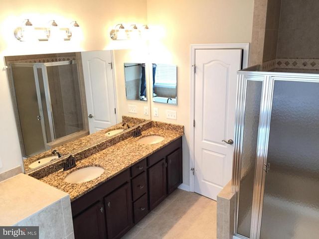 19508 FRONT ST, Leesburg, VA 20176