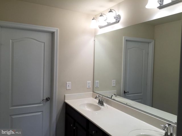 19508 FRONT ST, Leesburg, VA 20176