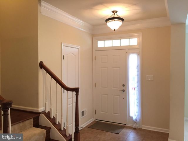 19508 FRONT ST, Leesburg, VA 20176