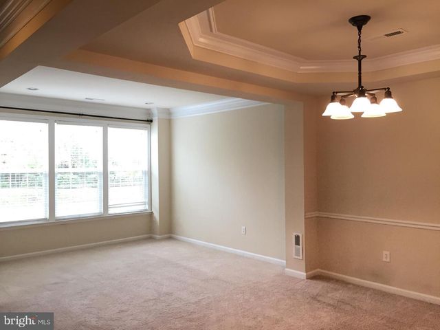 19508 FRONT ST, Leesburg, VA 20176