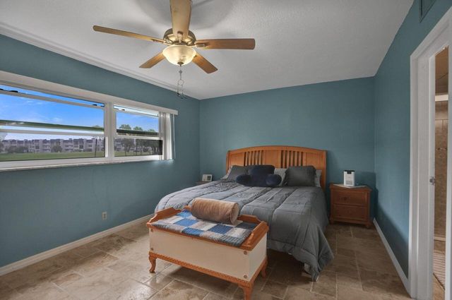 1020 Country Club Drive 104, Margate, FL 33063