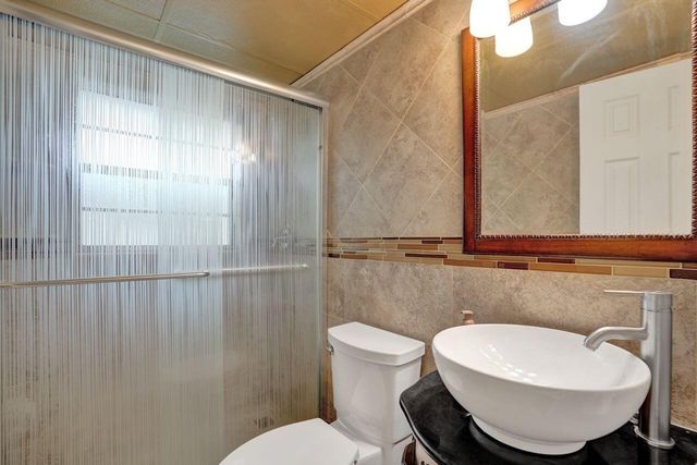 1020 Country Club Drive 104, Margate, FL 33063